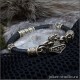 Молот Тора мужской кожаный браслет с бронзовым Мьёльниром и бусинами из черепов