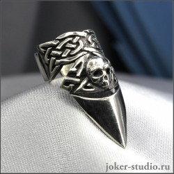 Готическое кольцо-коготь с черепом и кельтским узором "Бран"