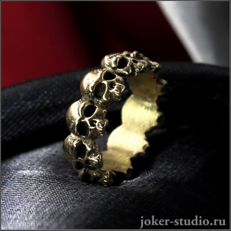 Кольцо с черепами и симвом чисела десять стильное украшение в рок-стиле - Дека