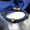 Кубики женский браслет из синего шнура с золотыми шармами из бронзы