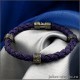 Фиолетовый браслет женский с серебряными шармами в стиле хай-тек