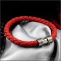 Красный браслет из шнура с серебряным замком из аргентана в стиле хай-тек