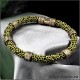 женский браслет шнур Ярко зеленого цвета с золотым замком и шармами 