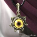 Золотая эльфийская звезда с глазом волка авторское украшение ручной работы из бронзы