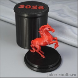 ФИГУРКА КРАСНАЯ ЛОШАДКА НОВОГОДНИЙ ПОДАРОК С СИМВОЛОМ ГОДА 2026