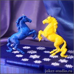 ПОДАРОЧНЫЕ ИГРУШКИ НАБОР из ДВУХ ЛОШАДОК СИНЯЯ и ЖЕЛТАЯ ПОДАРОК БЛИЗКИМ НА НОВЫЙ ГОД