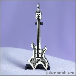 Рок‑подвеска Гитара Warlock: атрибутика в стиле хэви‑метал и хард‑рок