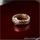 Женское золотое кольцо Алатырь из бронзы купить славянский оберег 