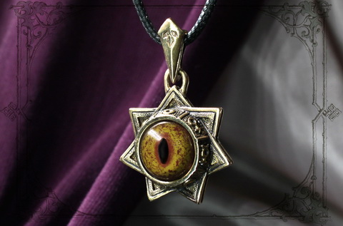 Кельтский кулон с глазом Виверны оригинальные подарки на день рождения женщине