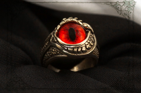 игра Герой 3 — кольцо «Неподвижный Глаз Дракона».