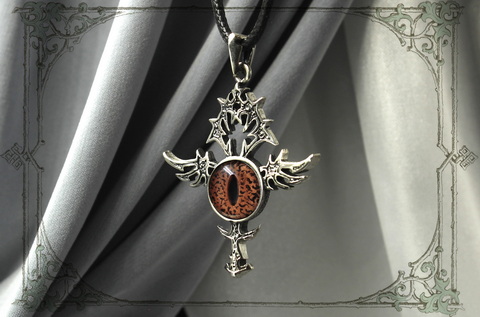 Кулон для женщин готический крест с глазами ящерицы игуаны