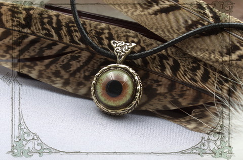 Ювелирная кельтская подсека с глазом — оберег с ожерельем Птицы Счастья
