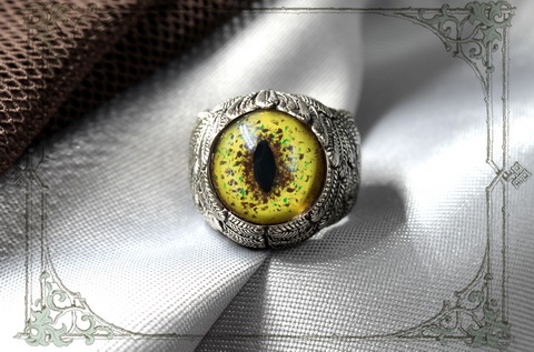 кольцо для предложения с символом росомахи