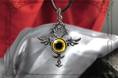 серебряный кулон Анк с изображением глаз сокола