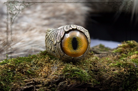 кольцо бронзовое с глазам кошки