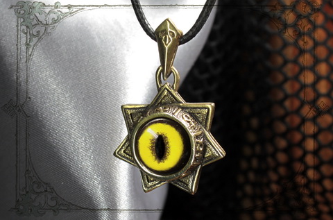 Кулон Звезда Маговс желтым лазом подарок ведьме