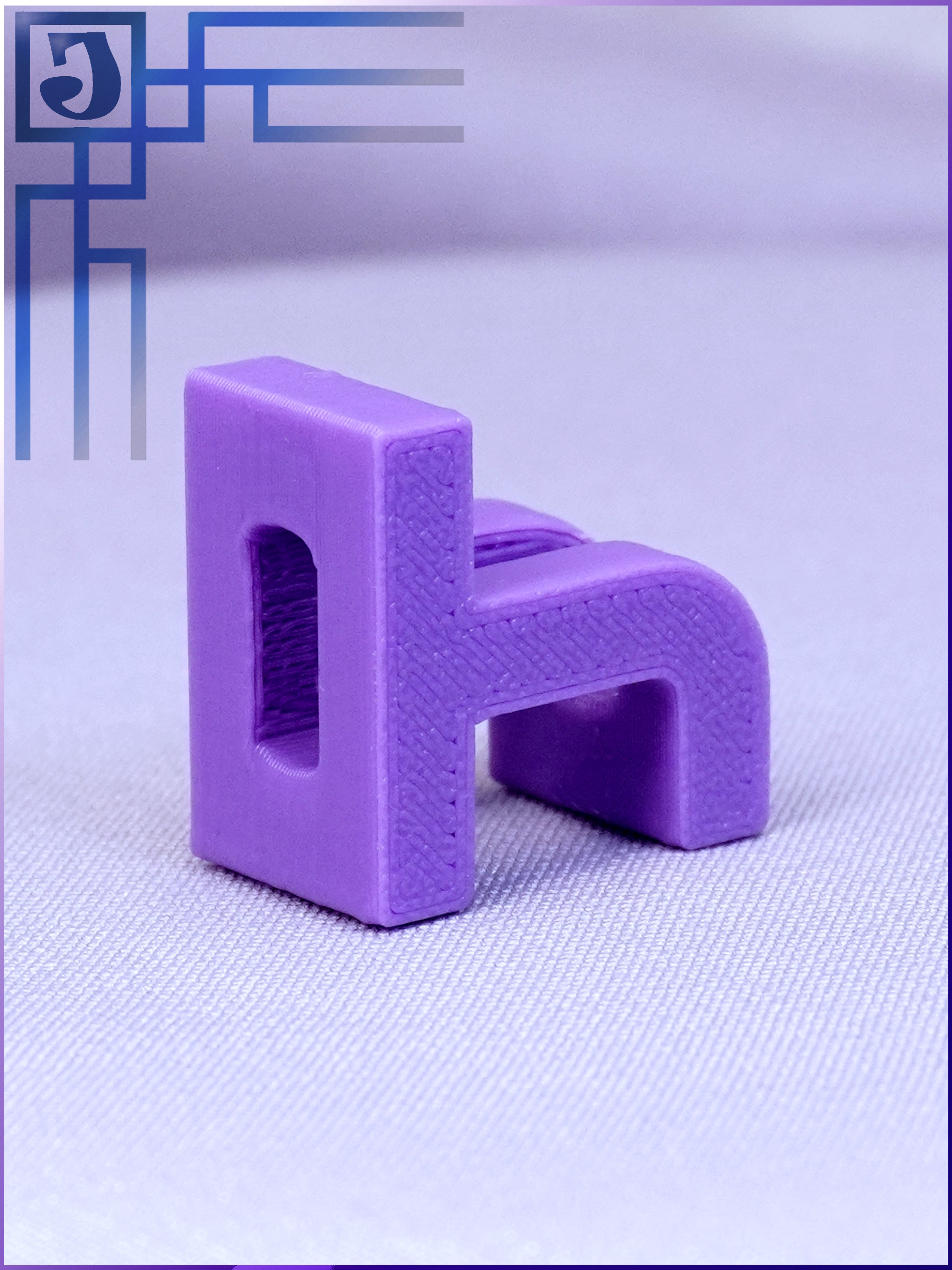 3D печать FDM отдельных букв и цифр для корпоративного мерча.