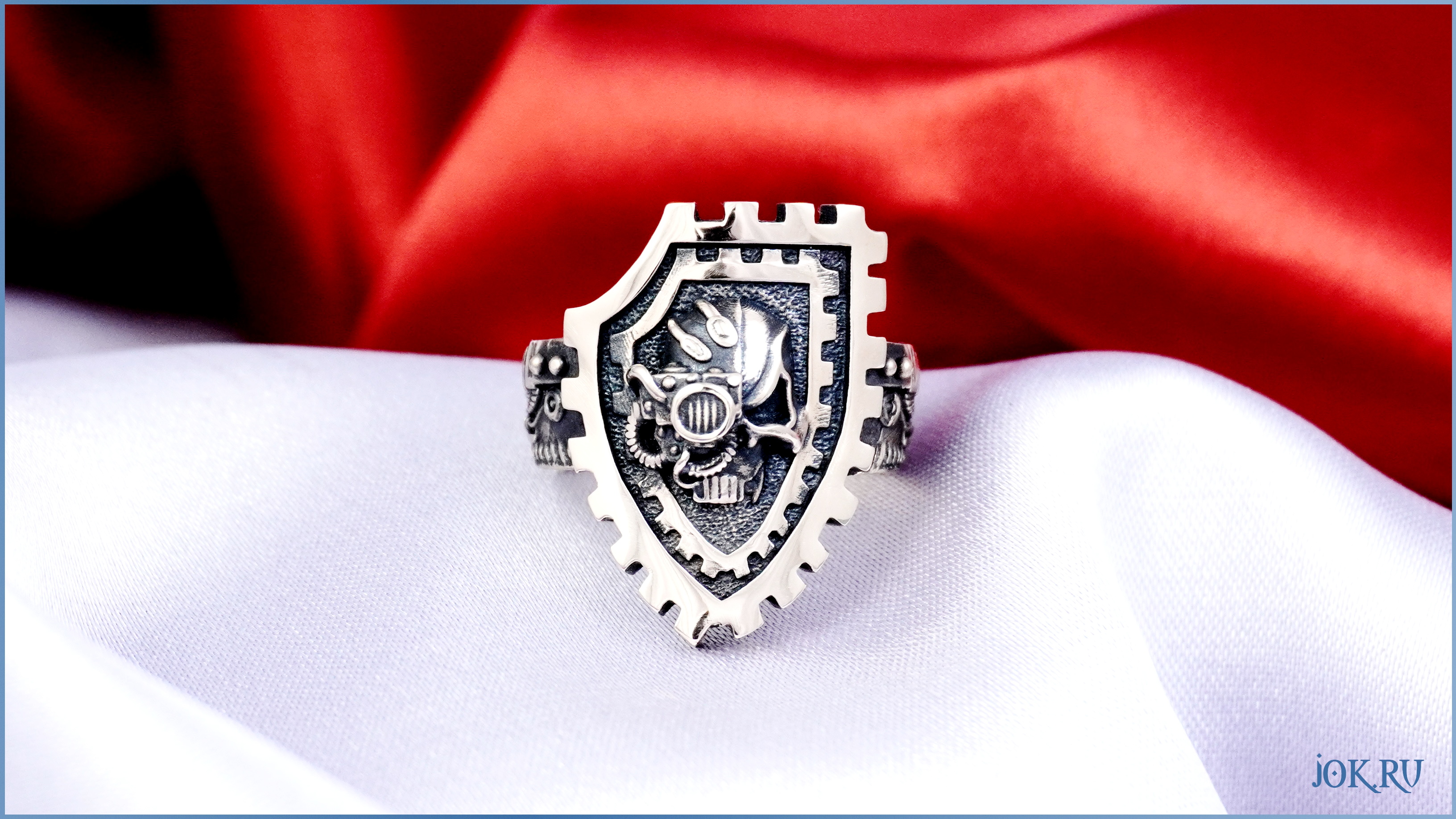 Бронзовый перстень Адептус Механикус с патиной Warhammer 40,000