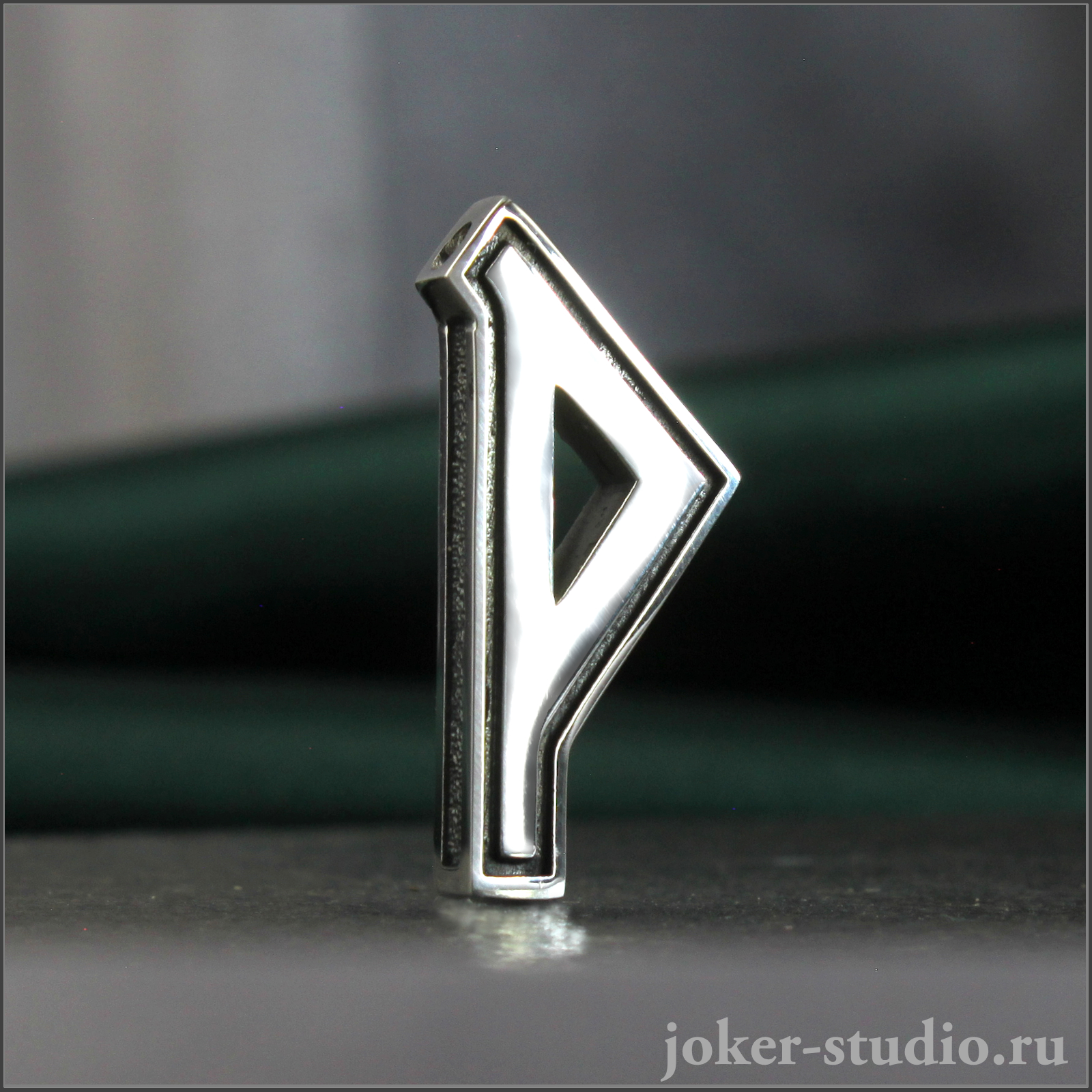 Оберег из металла в Joker-Studio