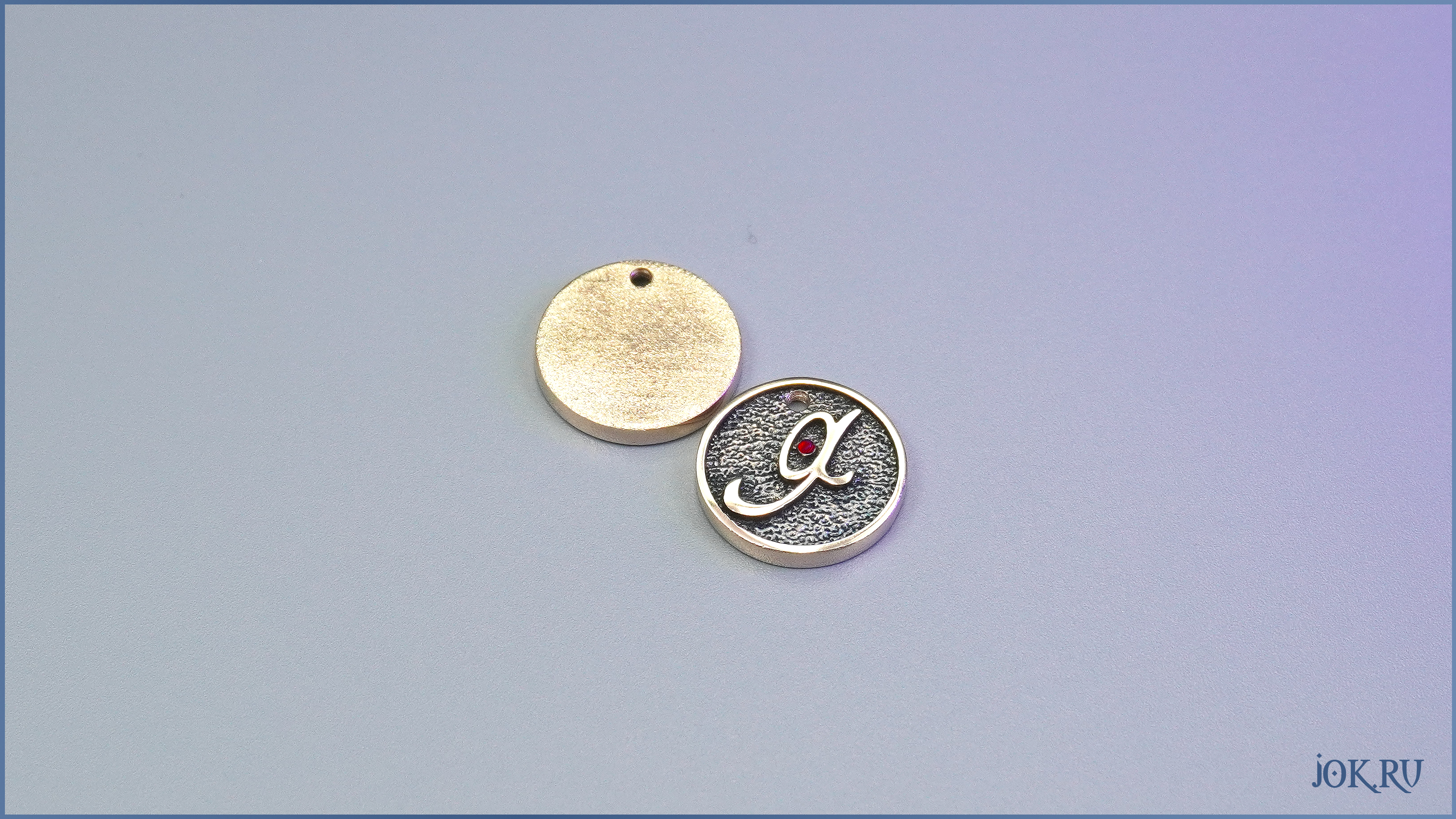 Бижутерия с брендированными словами - Серийное производство для промо-акций в Joker-Studio