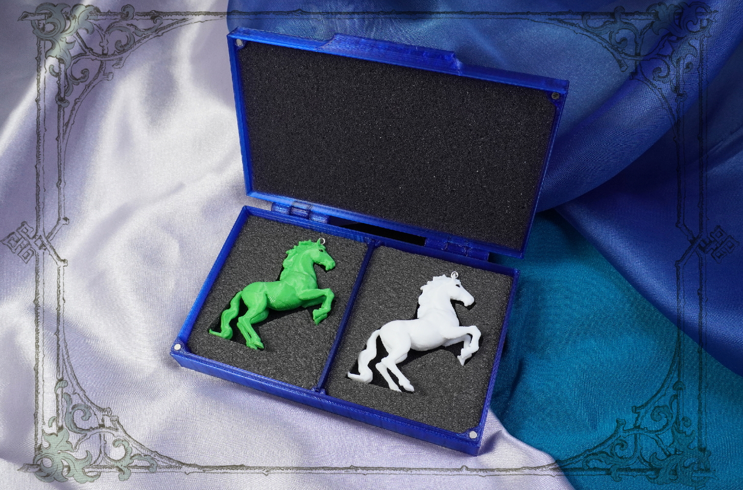 Подарочный комплект лошадок — изысканный сюрприз коллегам.