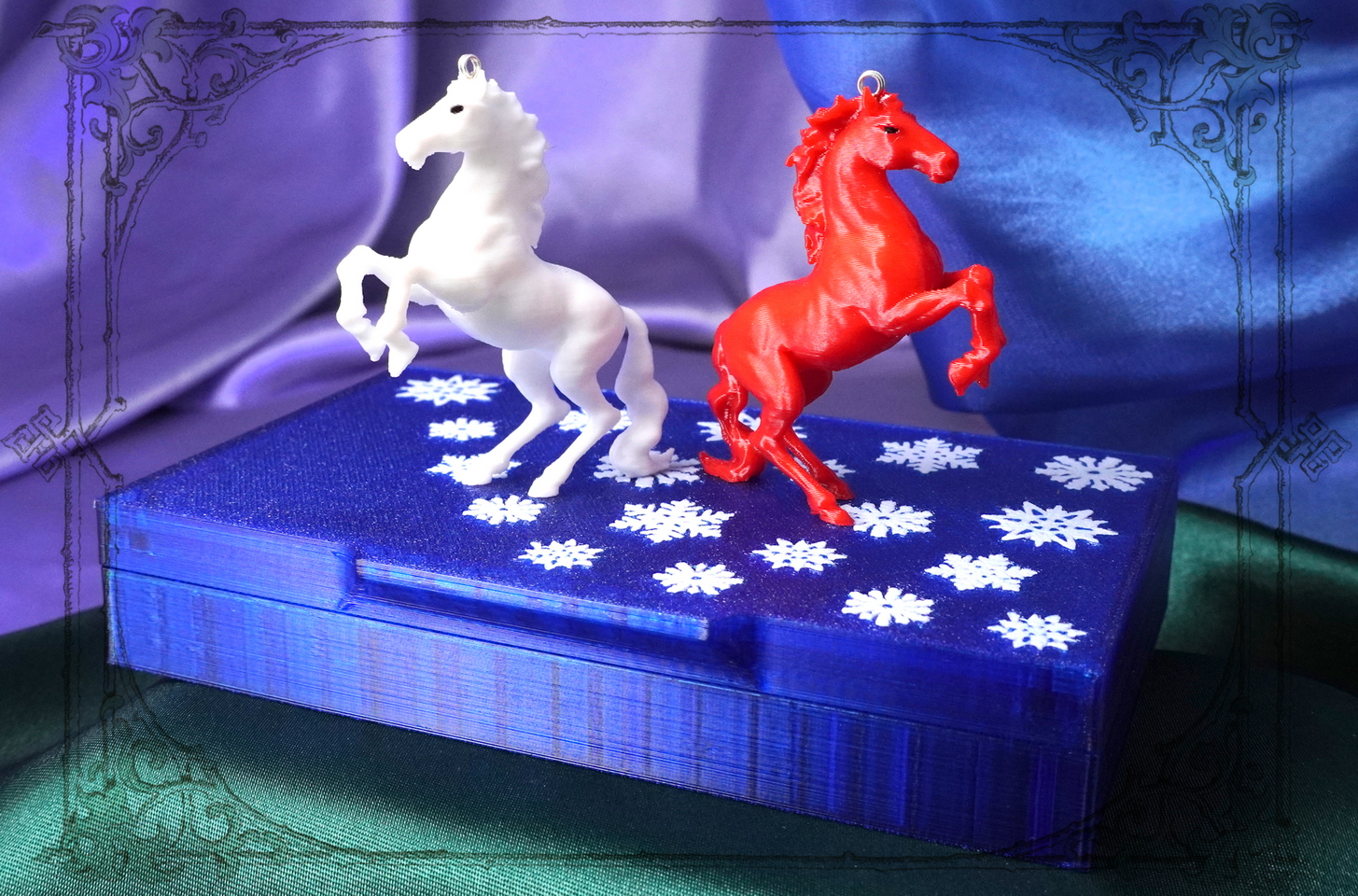 Праздничные ёлочные игрушки 2026 для украшения ёлки