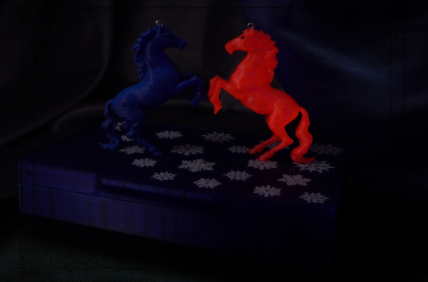 Подарочный комплект лошадок — изысканный сюрприз коллегам