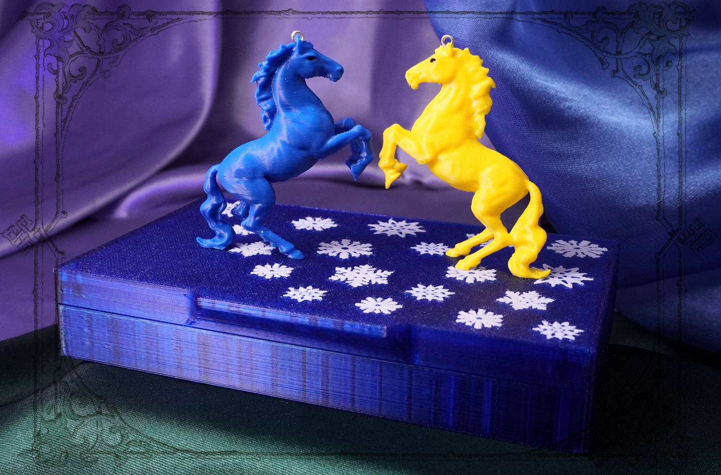 Праздничные лошадки: красивый набор для ёлки и интерьера.