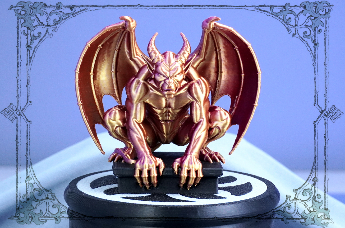 Фигурка «Горгулья‑хранитель» красная, готический декор, 3D‑печать