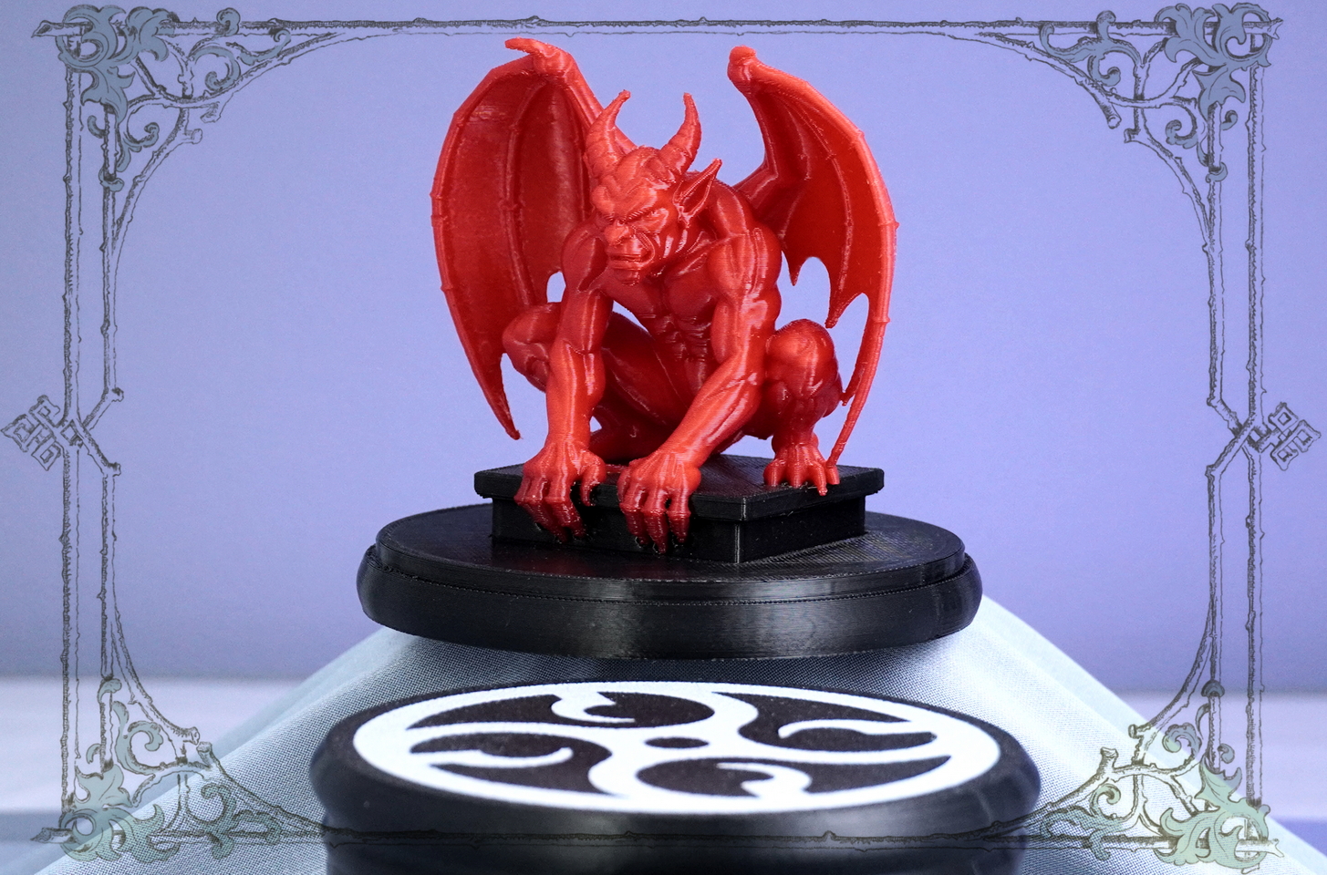 красная горгулья страж дома