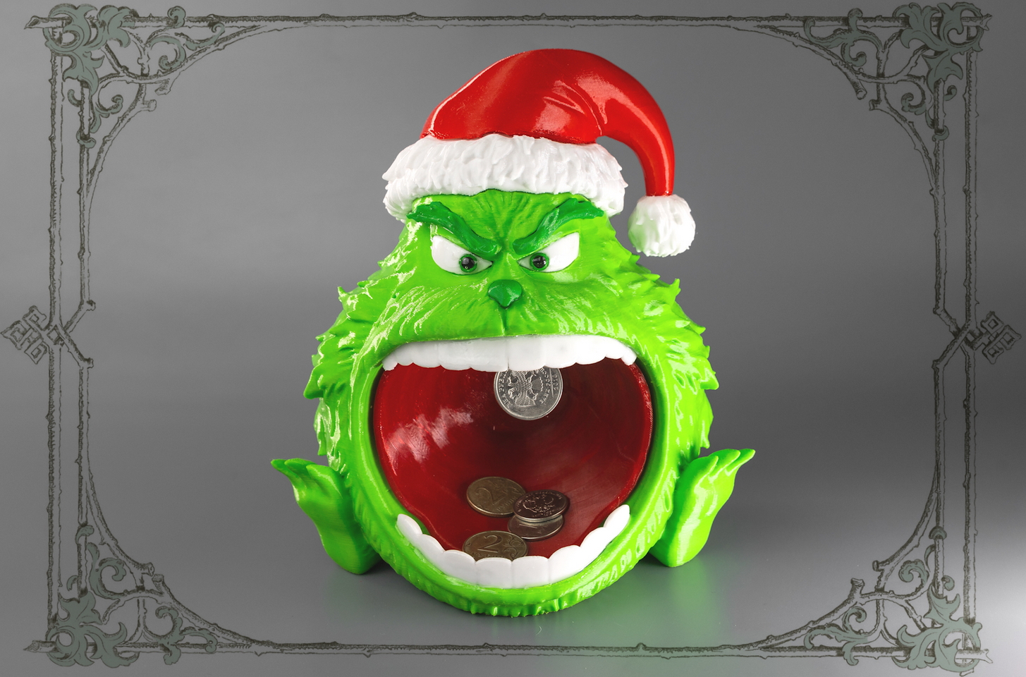 Полезный подарок для друзей – фигурка Гринч, которая станет универсальным хранилищем для мелочей