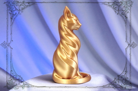 Премиальная фигурка кошки Бастет из золотого Silk PLA пластика.
