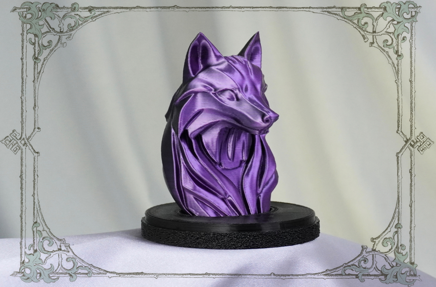 Готическая статуэтка лисы — амулет с характером и украшение с историей от Joker-Studio