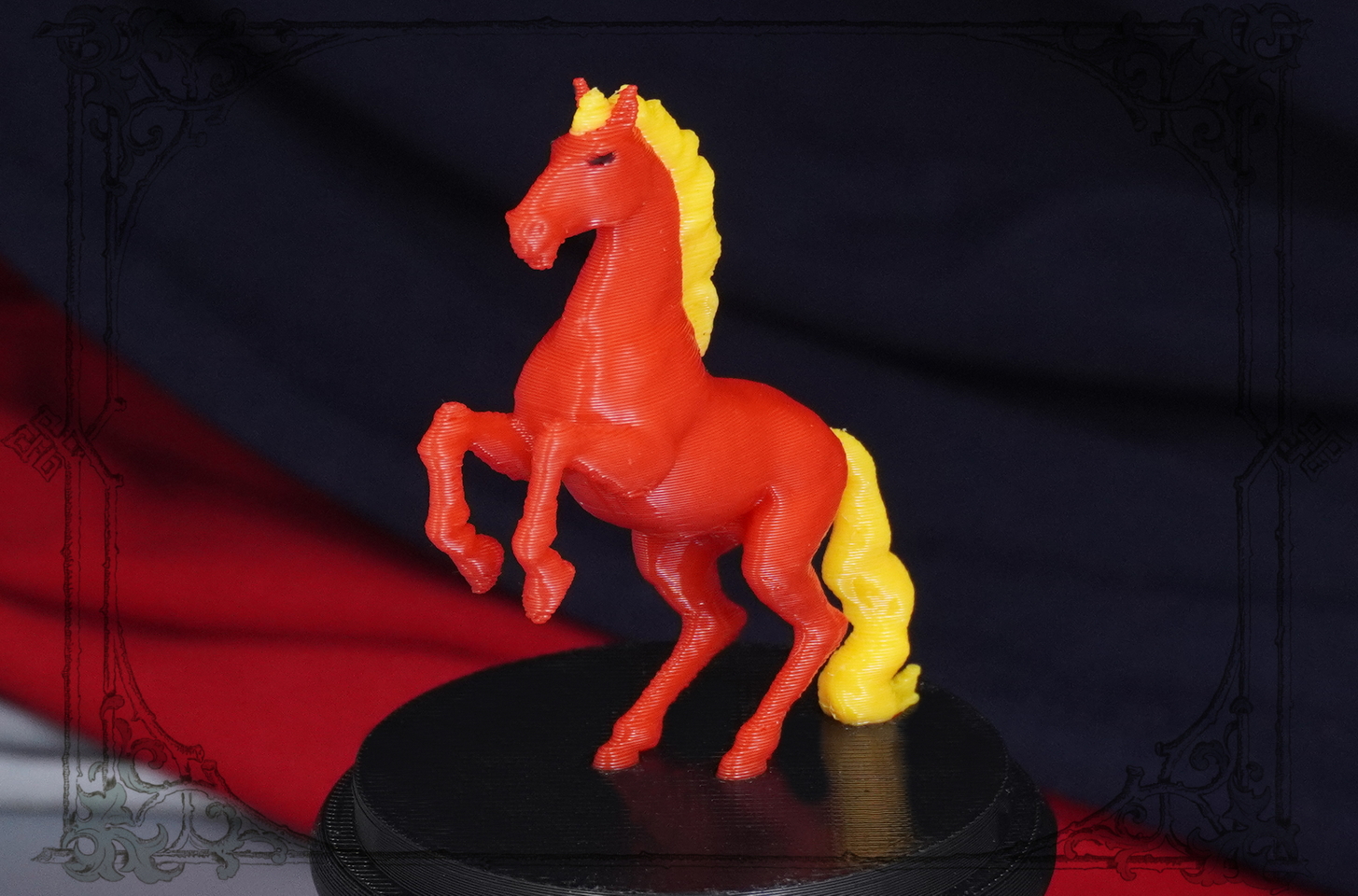 фигурка красная лошадь 2026 символ года