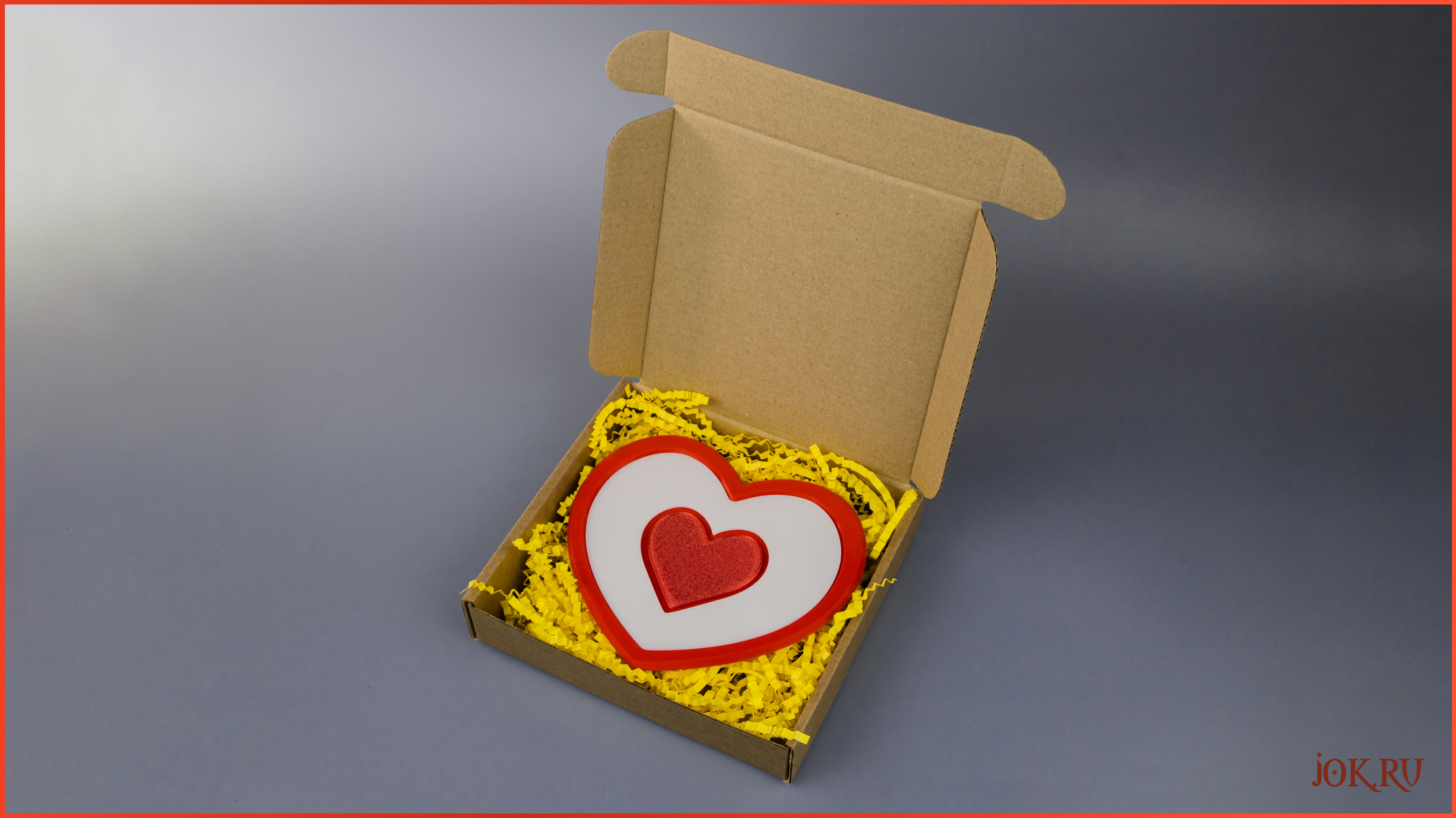 Костёр в виде сердца — элегантный подарок на 8 марта для начальницы