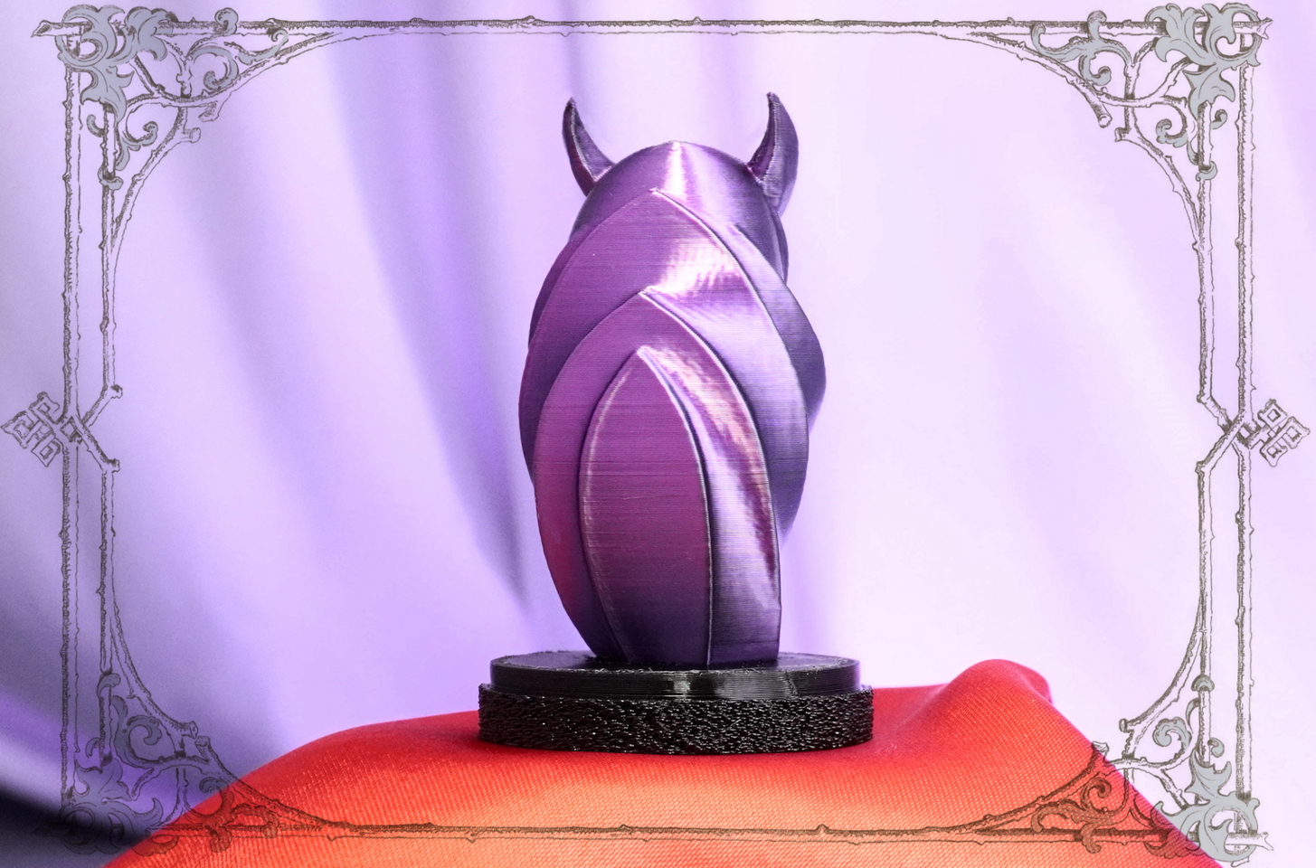 Корпоративные подарки с смыслом – фиолетовая сова статуэтка, символ творчества и интуиции, Joker-Studio.