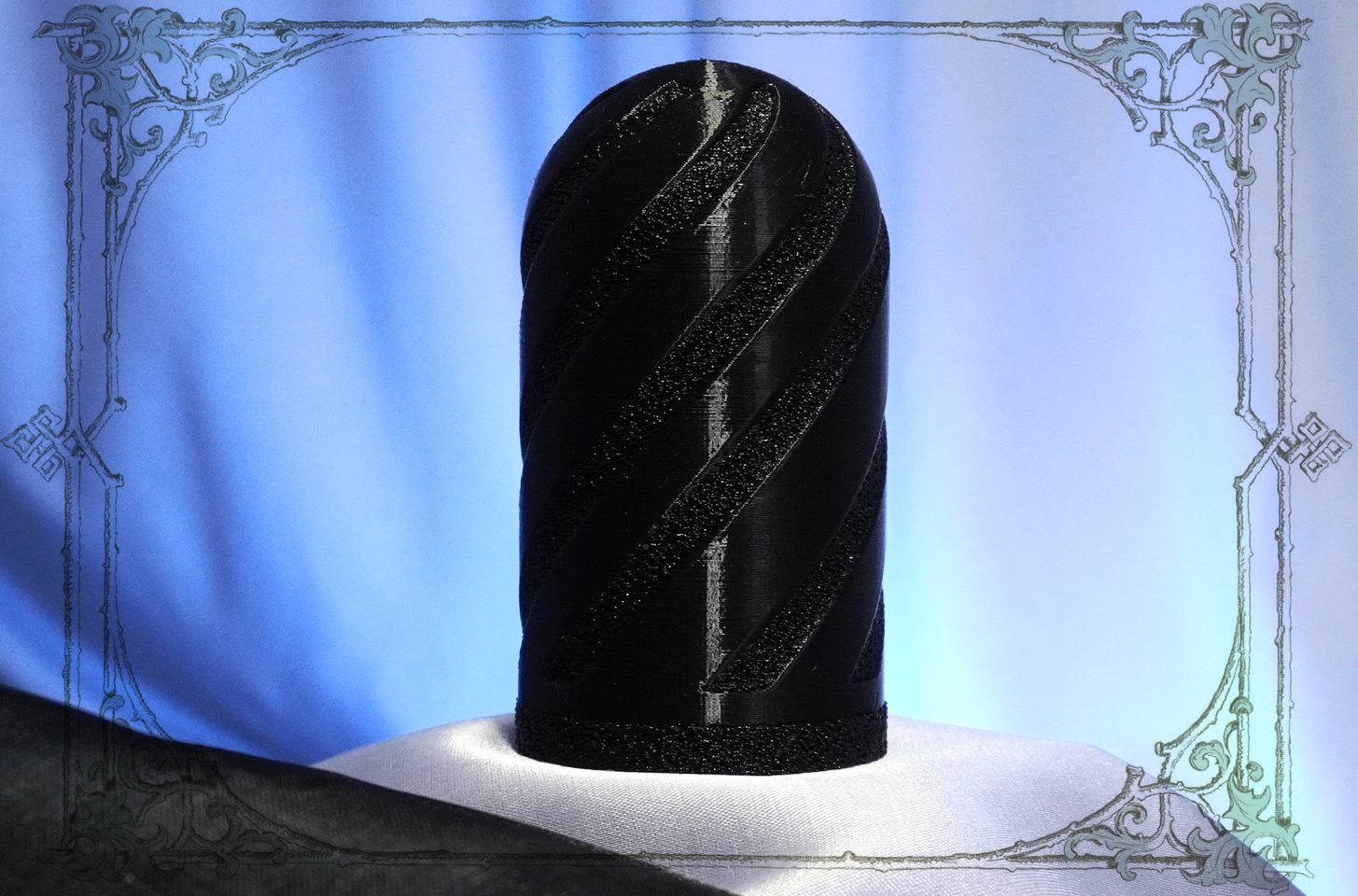 Фигурка совы для спокойствия – белая статуэтка, помогающая создать гармонию в доме.