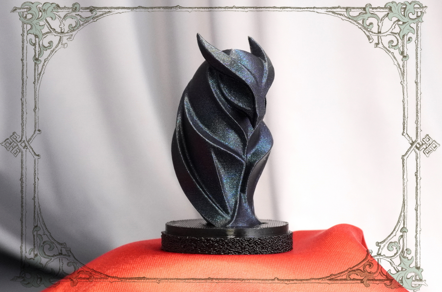 Фигурка черной совы: элегантный декор для дома в Joker-Studio