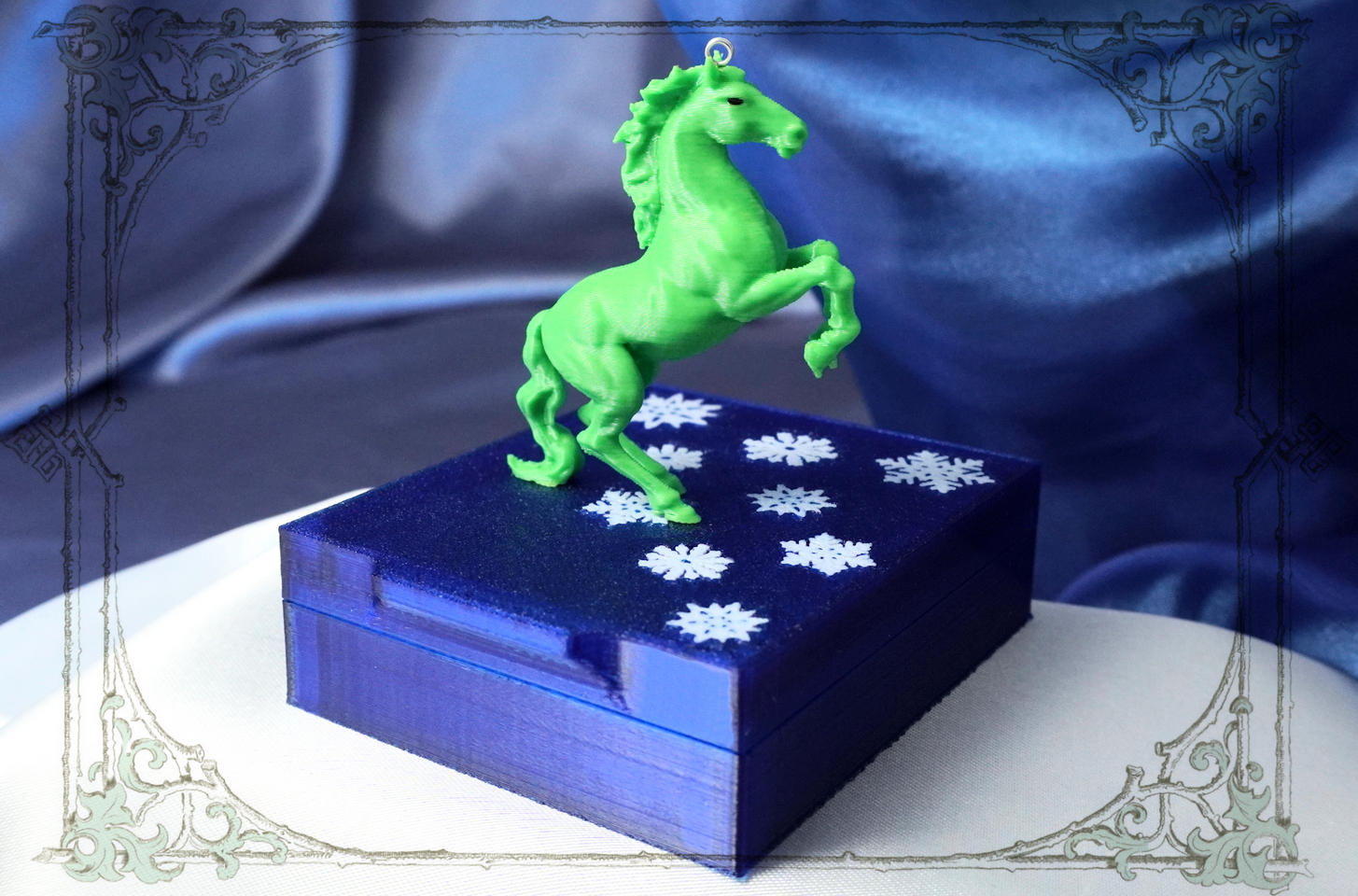 зеленая лошадка елочная игрушка