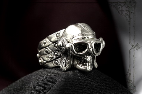 Кольцо череп камикадзе брутальное кольцо для летчика