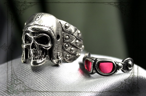 Кольцо для мужчины - купить перстень с черепом для байкера