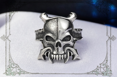 Перстень Sons of Malice из аргентана с символикой Сынов Злобы Warhammer 40,000