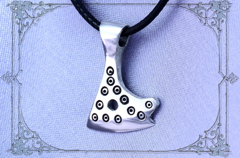 Ручная работа – уникальный оберег: Кулон "Секира Перуна", созданный вручную