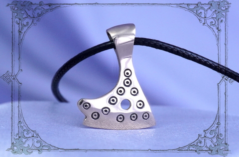 Топор Перуна – оберег для мужчины из бронзы "Секира Перуна" в древнерусском стиле, отражающий древние традиции и символику