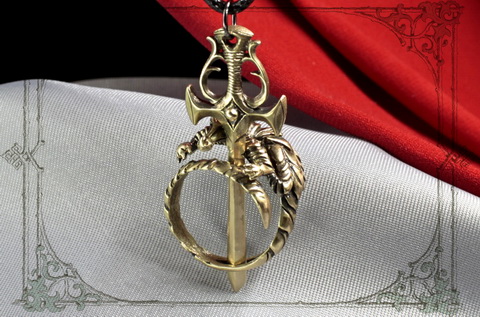бронзовый кулон-кольцо меч дракона