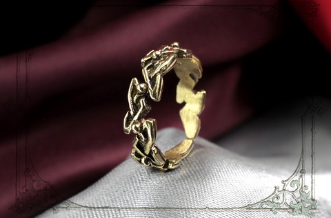Неметон оберег ювелирное кольцо с кельтским узором из золотой бронзы