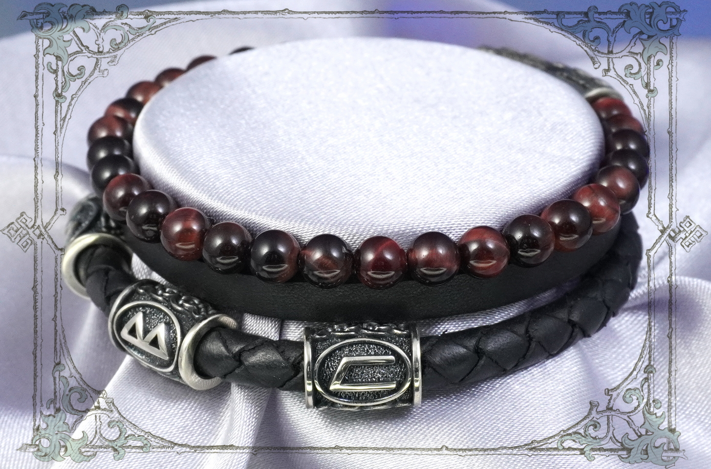 Joker-Studio предлагает широкий выбор браслетов с рунами, каждый из которых является произведением искусства и имеет свой особый смысл.