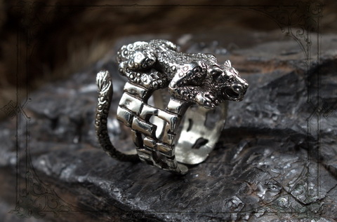 Женское кольцо с пантерой купить в Joker-studio