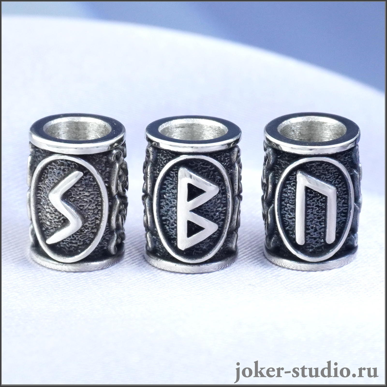Шармы для браслета с рунами из металла на заказ в Joker-Studio