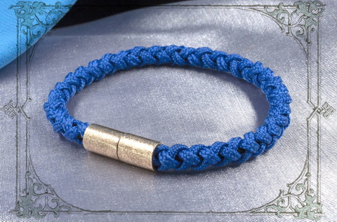 синий браслет с золотым замком cord